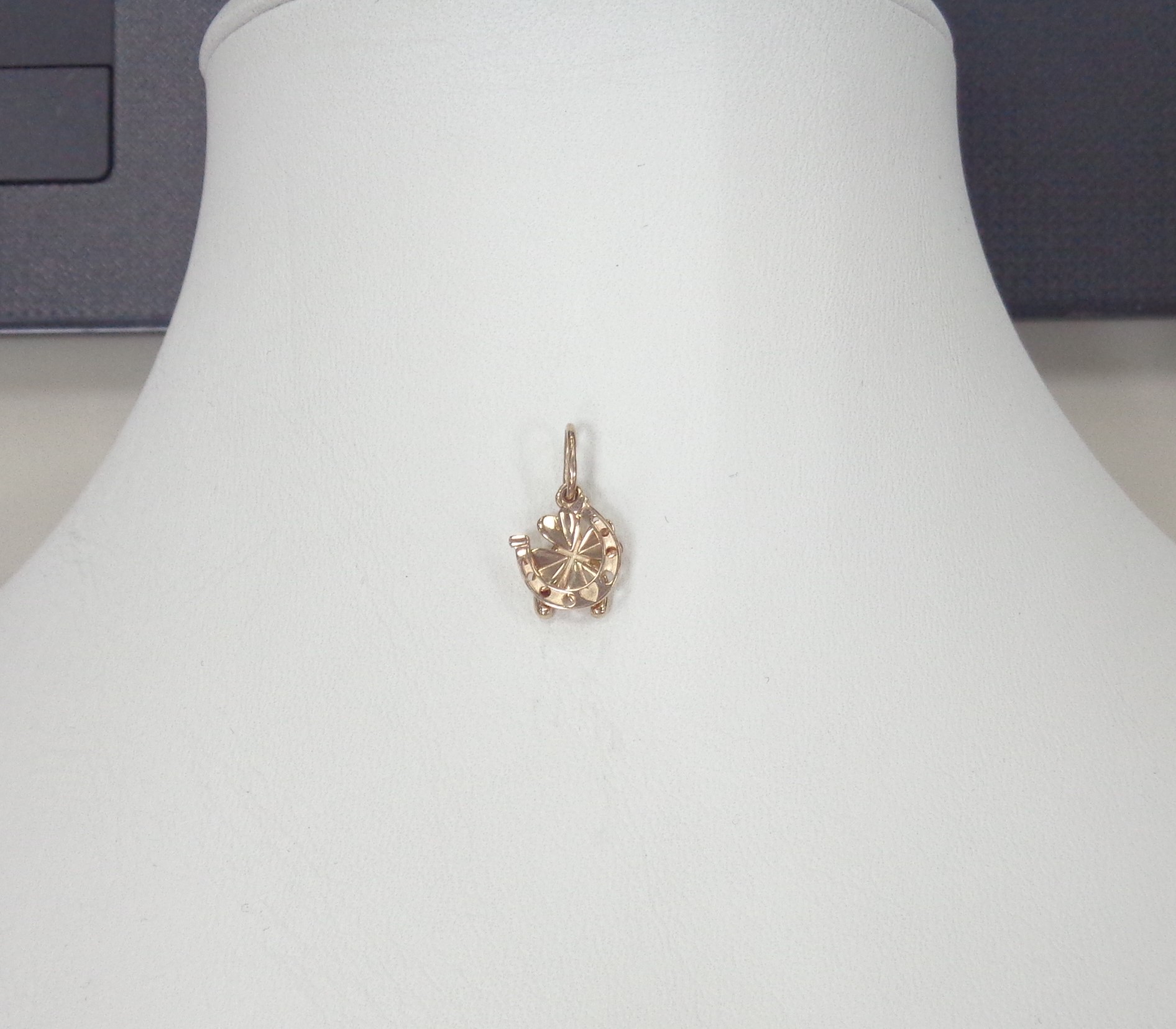 10419-000427 Подвеска (Au 375)